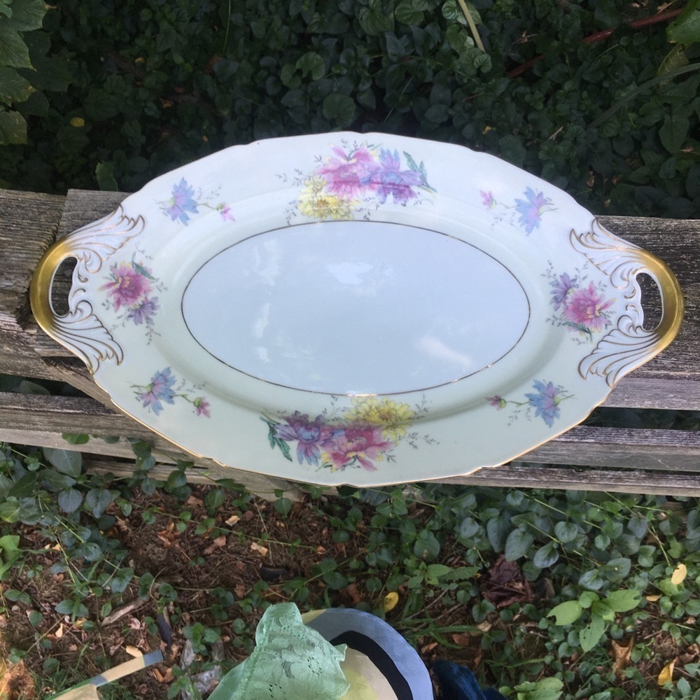 Vintage Black Knight Conchita Platter Cottagecore